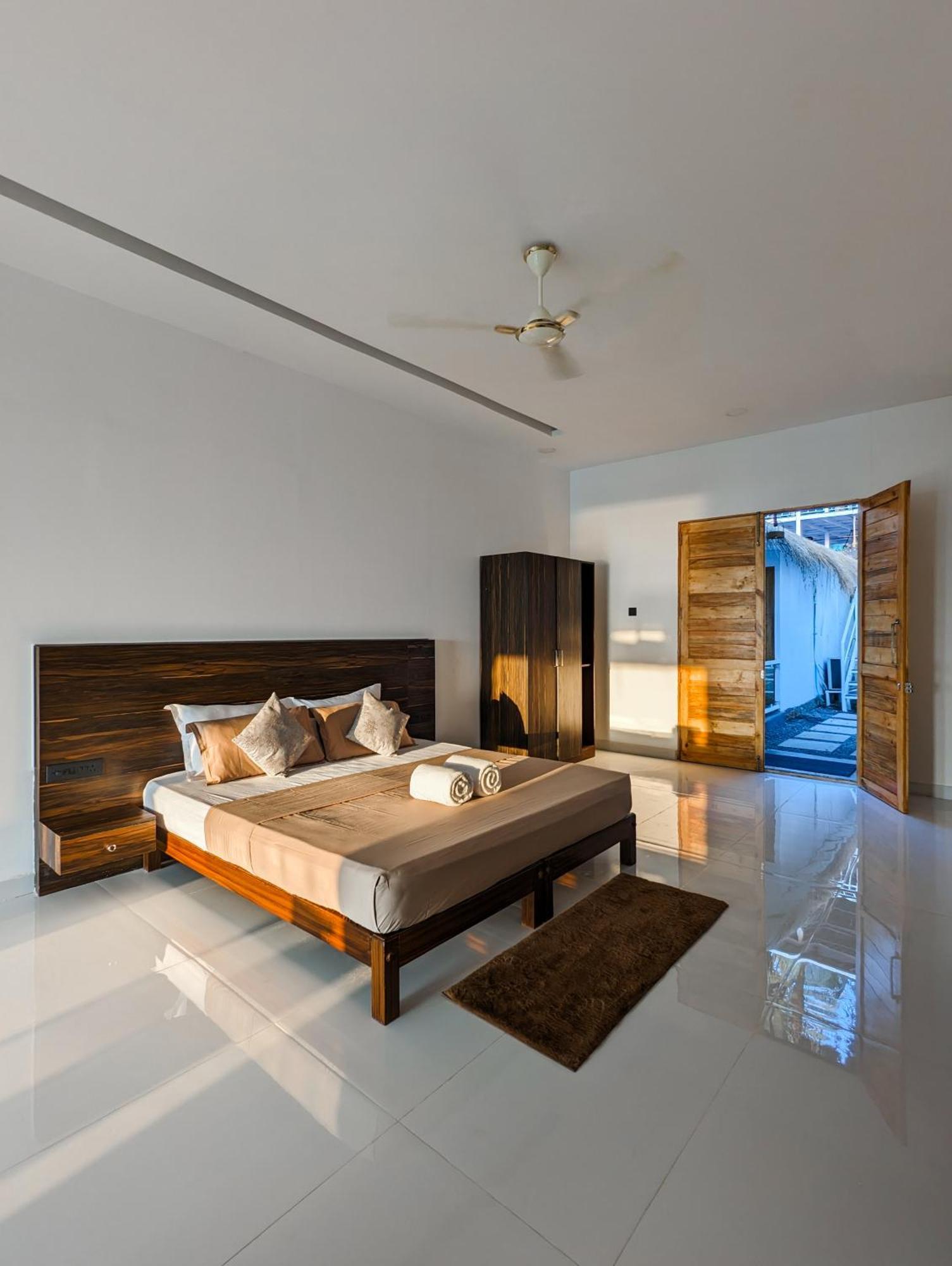 Aqua Beach Stays Ashwem Mandrem Bagian luar foto