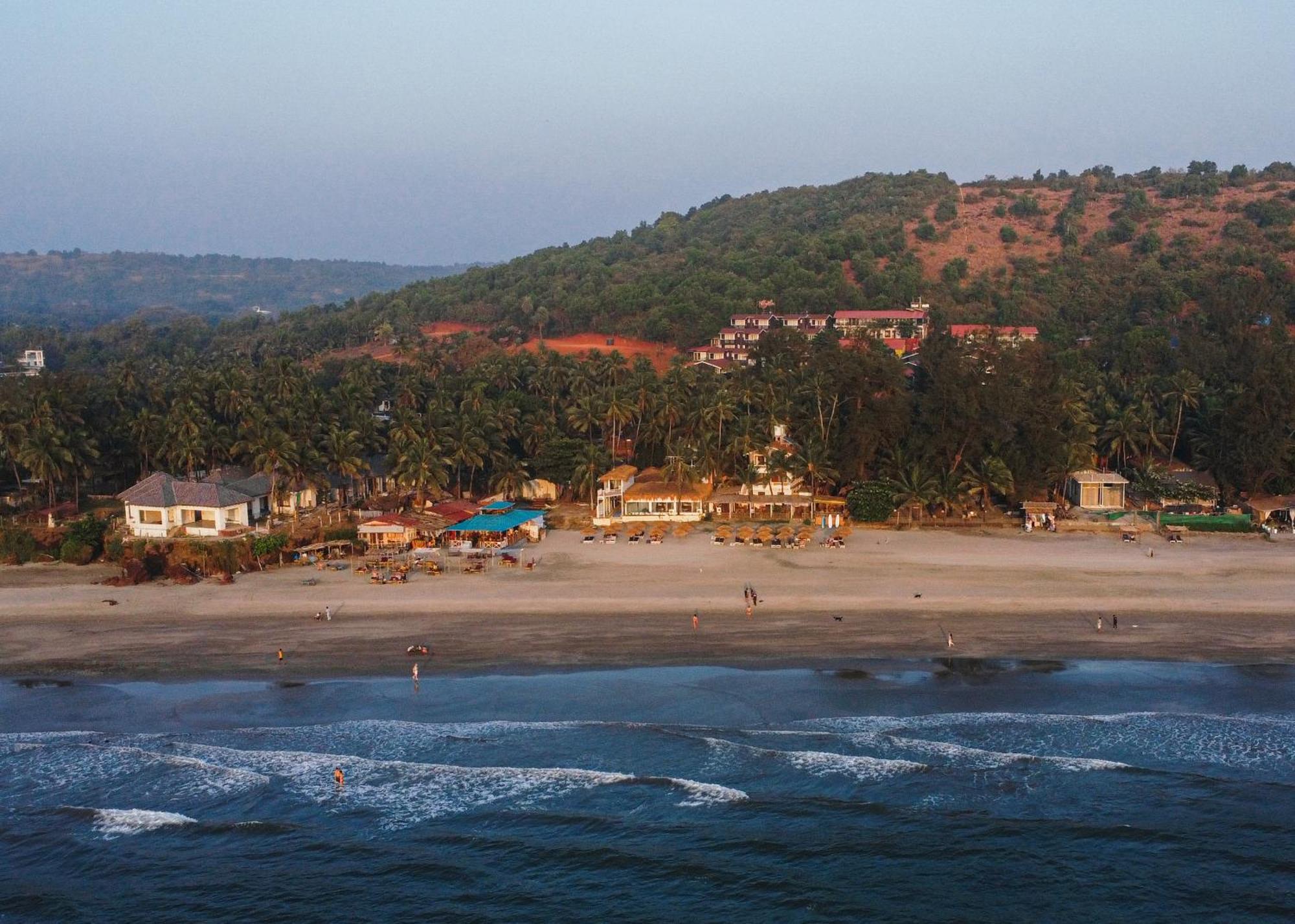 Aqua Beach Stays Ashwem Mandrem Bagian luar foto