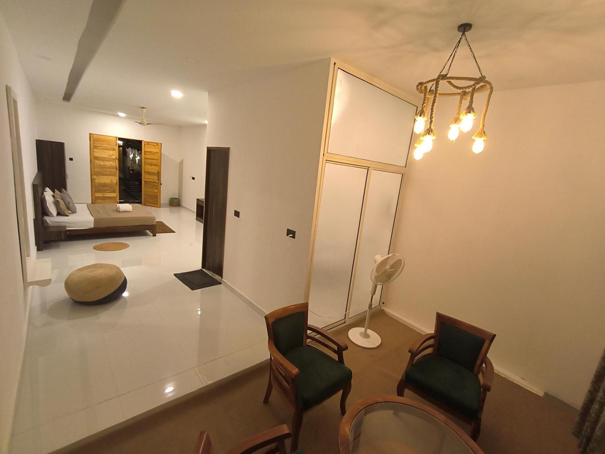 Aqua Beach Stays Ashwem Mandrem Bagian luar foto